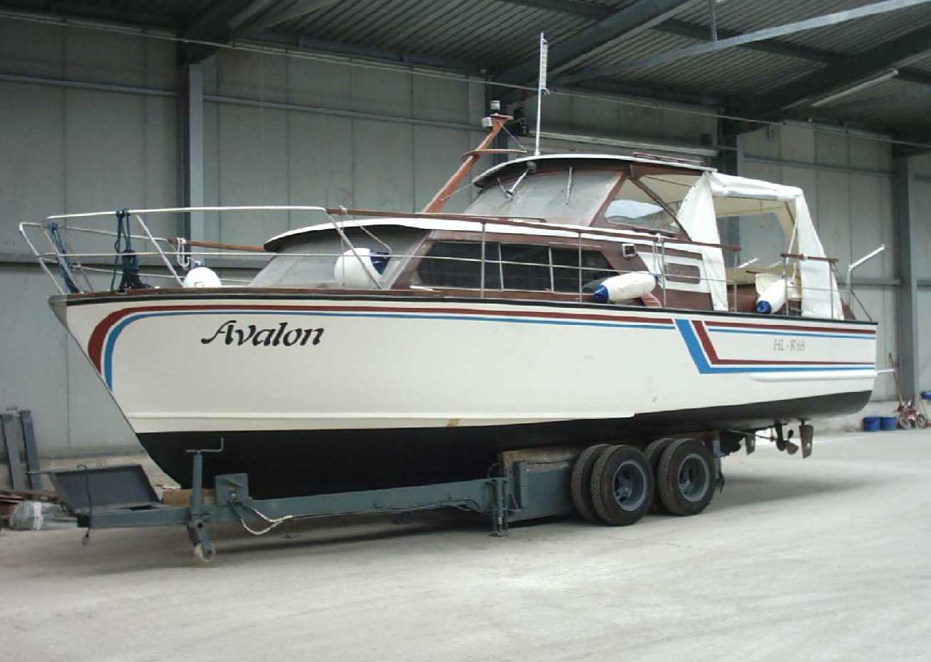 Halle890_327.jpg