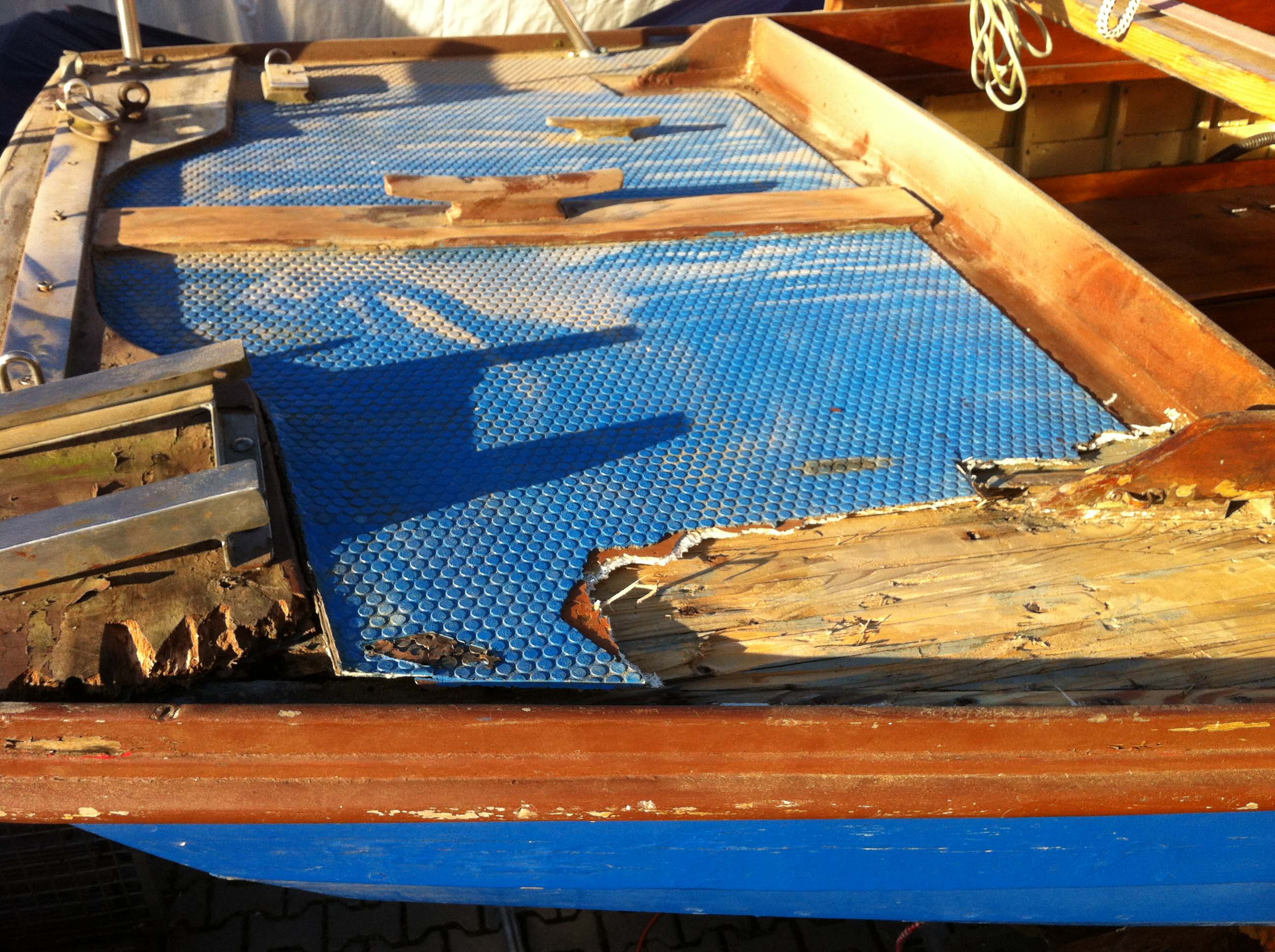 Deck_und_Motoraufhaengung_3580.jpg