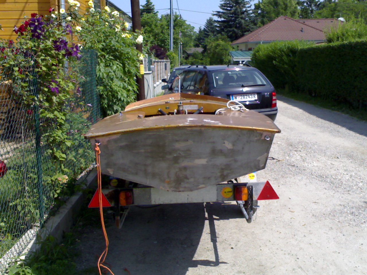16062006156_83.jpg